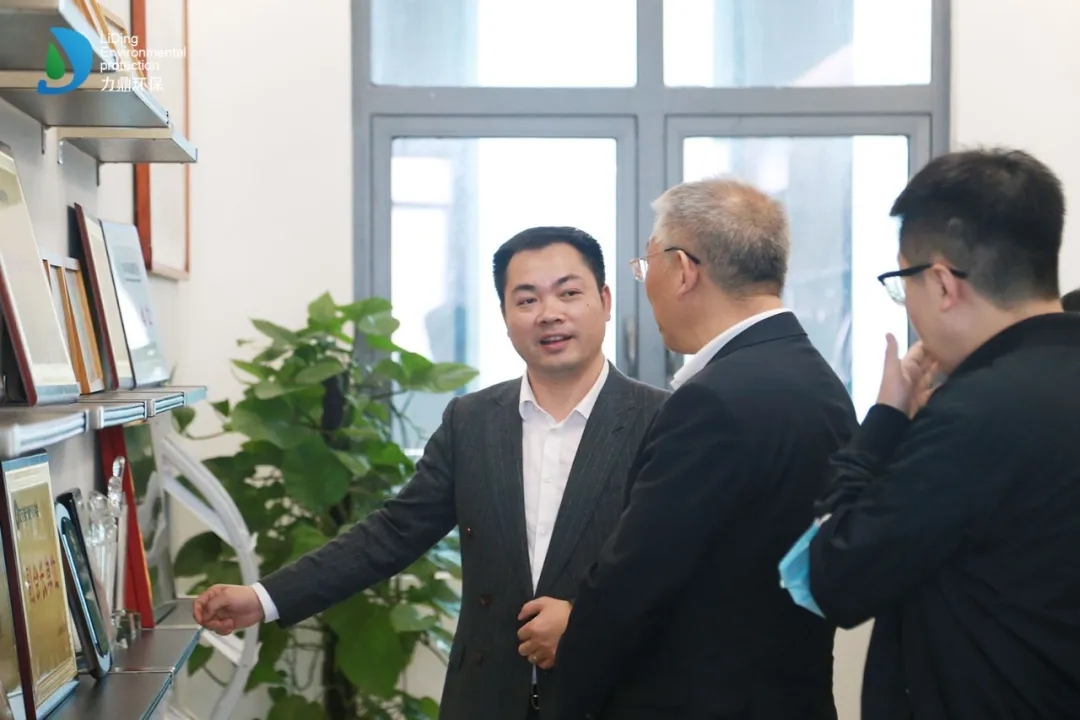 村鎮(zhèn)一體化污水處理設(shè)備（LD 型）”被鑒定為國內(nèi)領(lǐng)先水平！